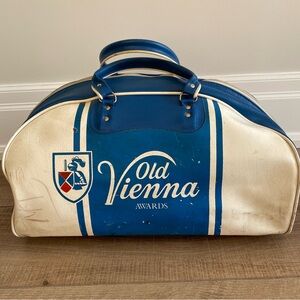 Old Vienna beer duffel bag - OV Awards bag - overnight bag - 80’s